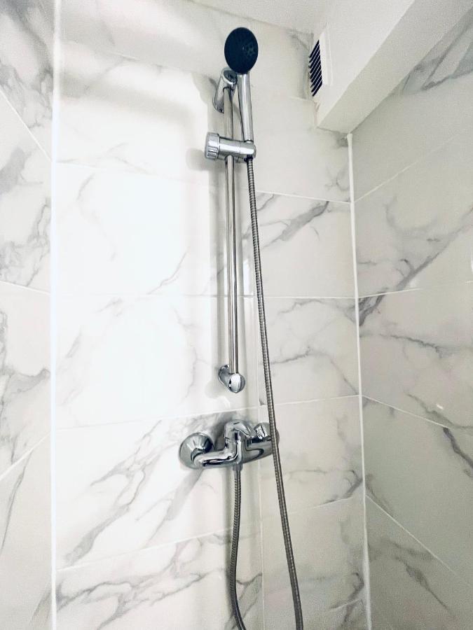 Studio - Pereire Parc Monceau - Moulin Rouge - 2 Pers Apartment ปารีส ภายนอก รูปภาพ